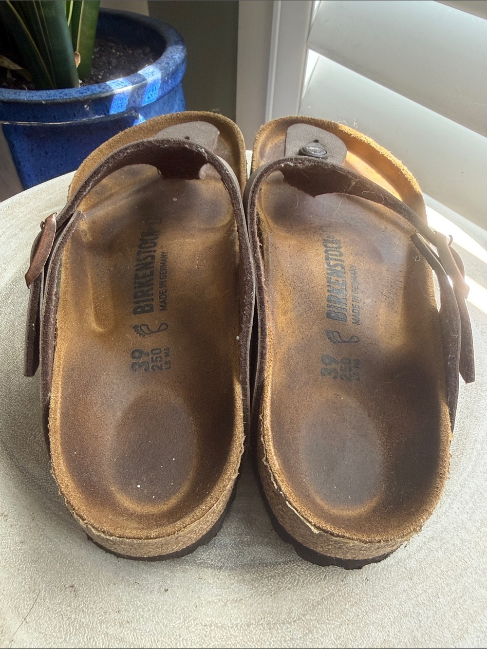 Birkenstock Gizeh VGUC 🤎 - Picture 4 of 8